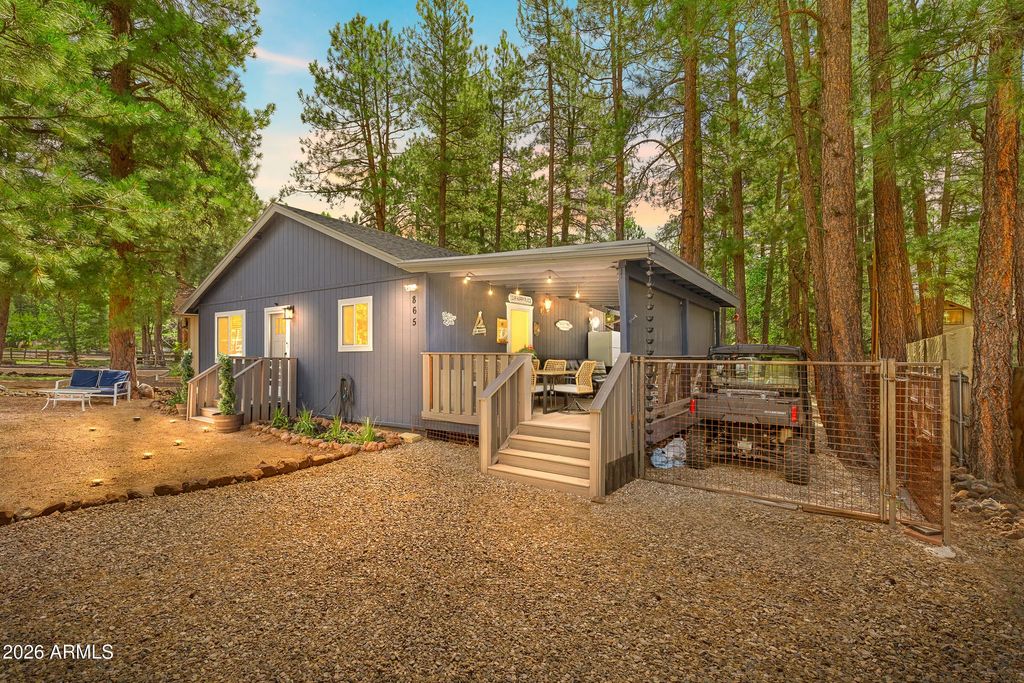 865 E Hillside Drive, Munds Park