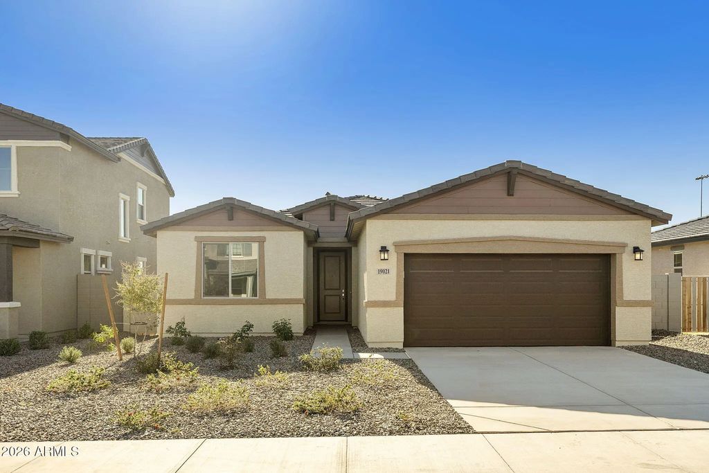 19021 W Rose Lane, Waddell