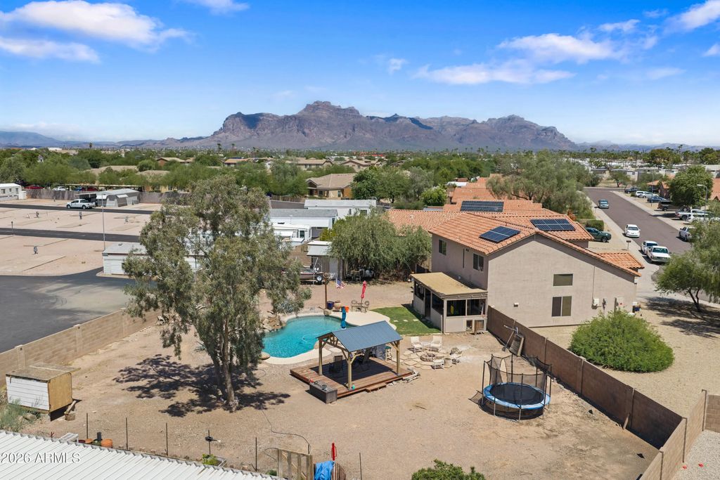 968 W 10th Avenue, Apache Junction