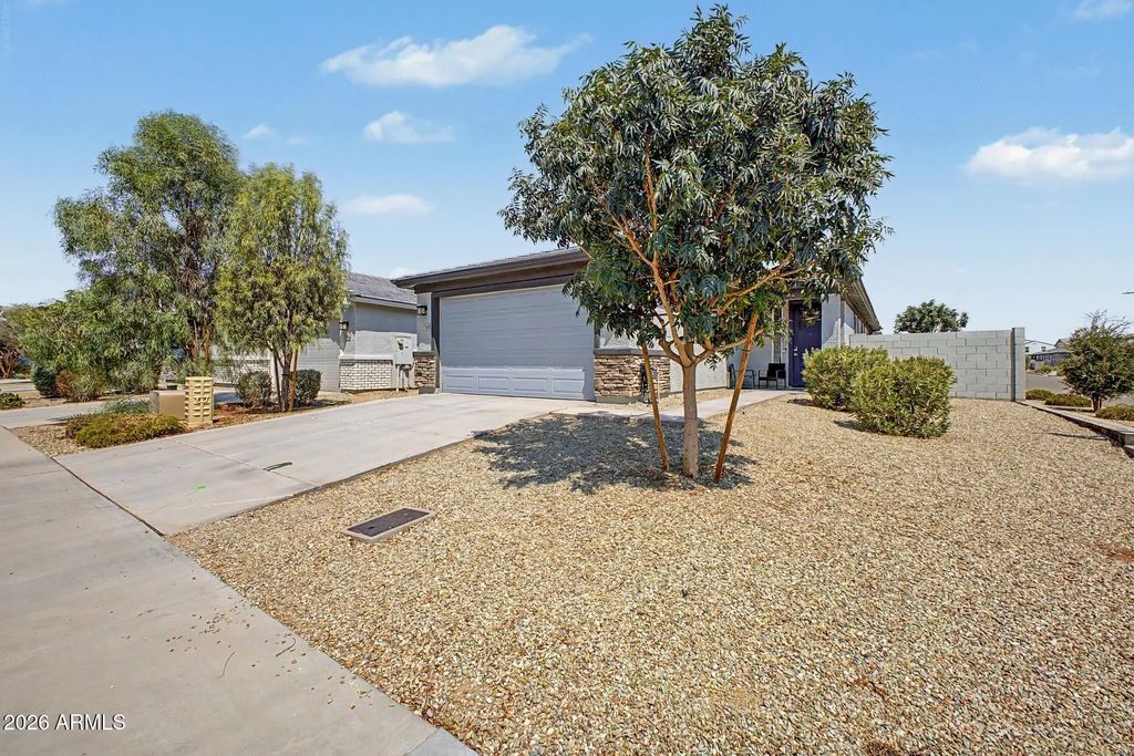17308 W Daley Lane, Surprise