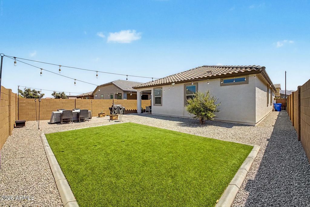2516 W Hidalgo Avenue, Phoenix