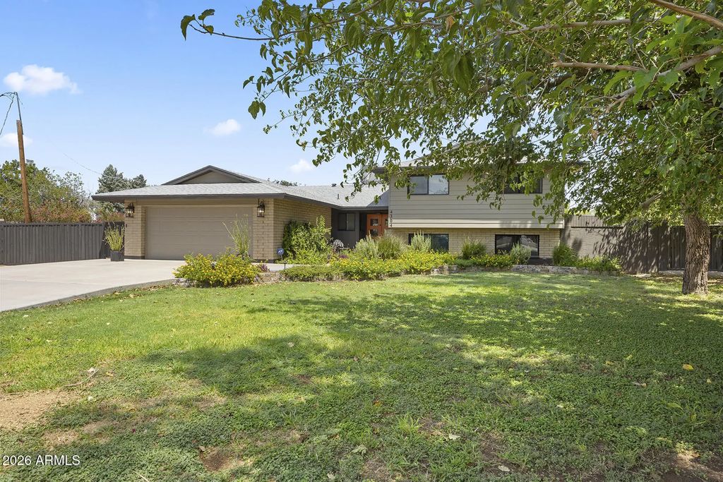 4308 W Tierra Buena Lane, Glendale