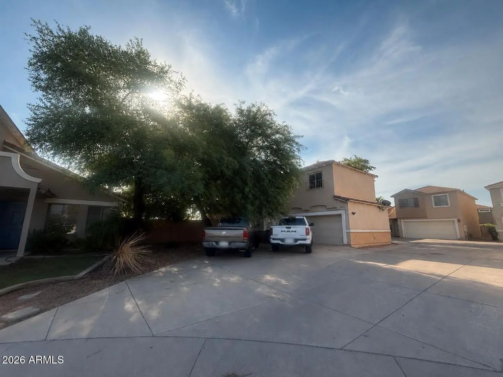 1190 S Red Rock Court (unit F), Gilbert