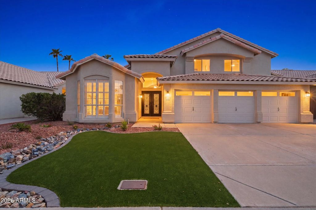1331 W Beck Lane, Phoenix