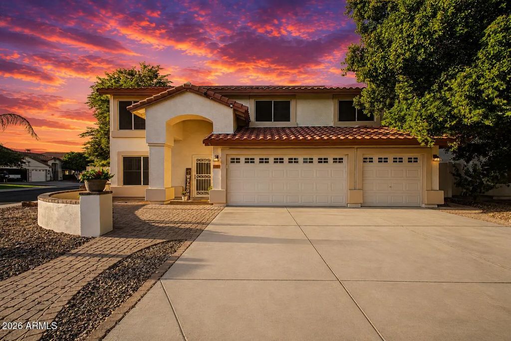 5796 W Windrose Drive, Glendale