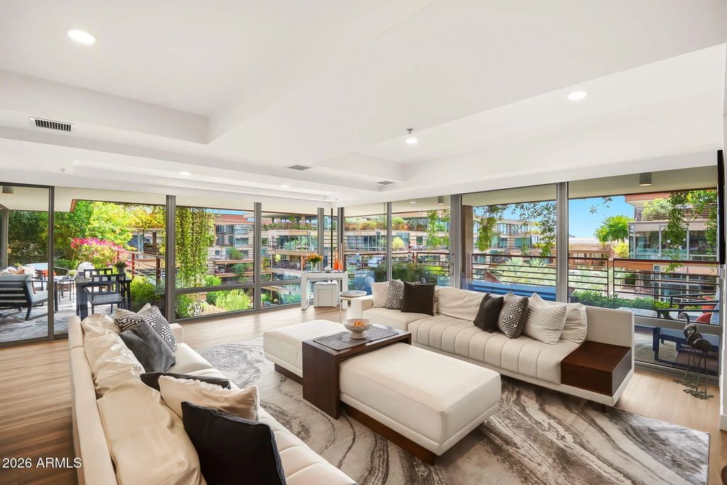 7141 E Rancho Vista Drive (unit 6008), Scottsdale