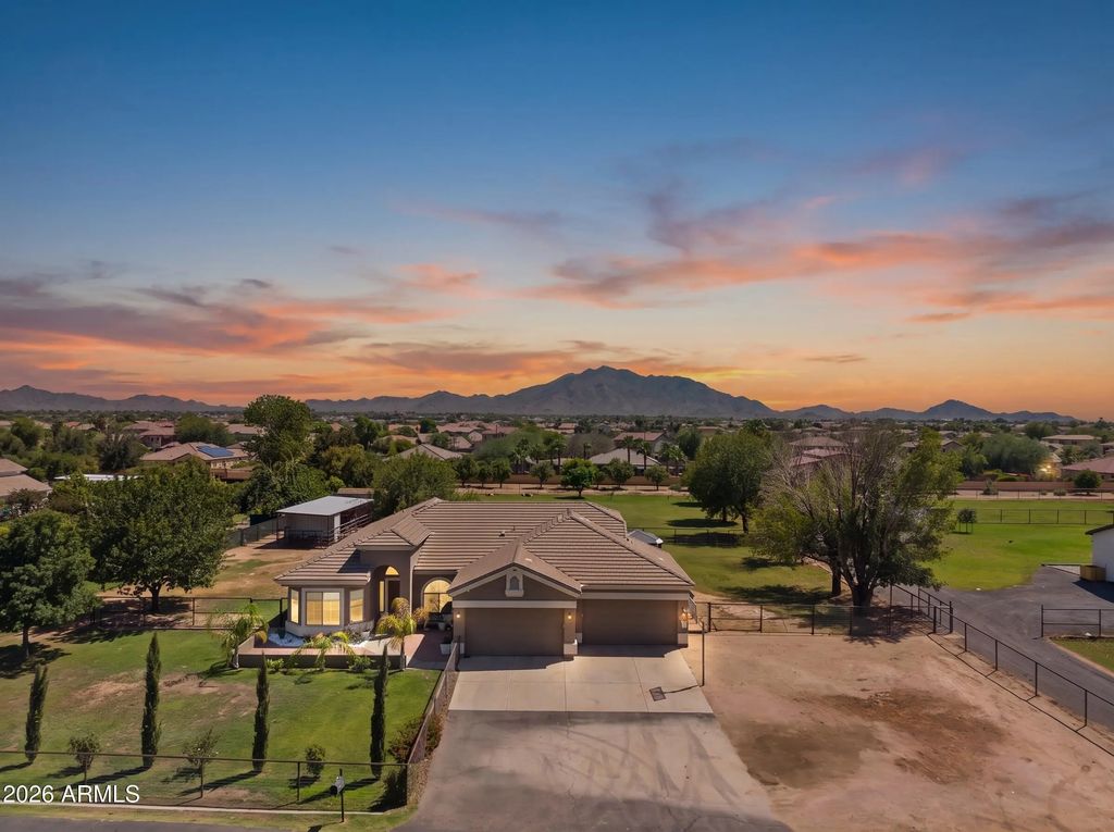 3785 E Via Del Rancho Road, Gilbert