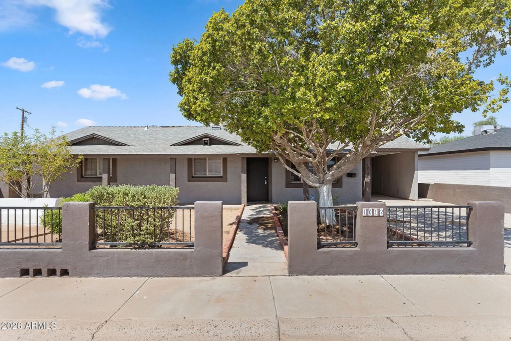 1012 S Price Road, Tempe