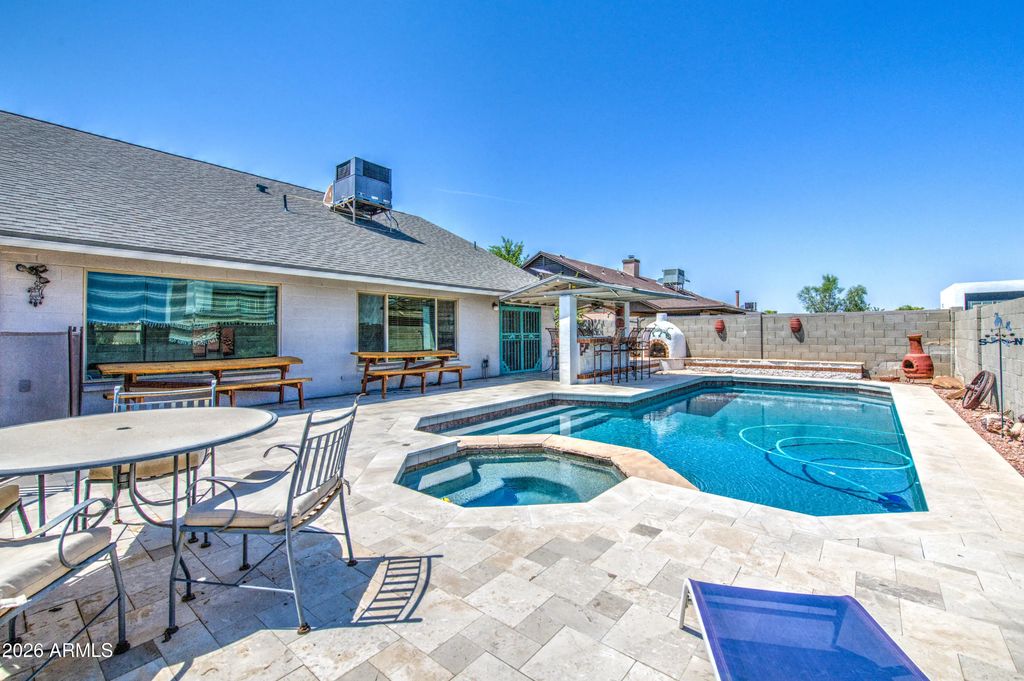 8136 E Fox Street, Mesa