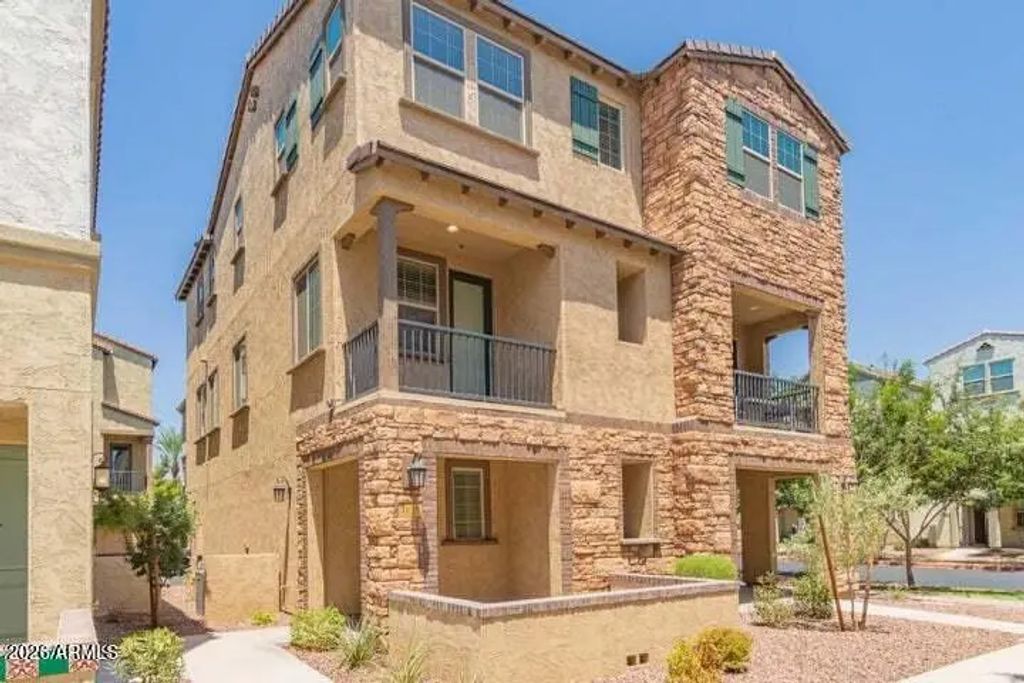 1635 E Dogwood Lane, Gilbert