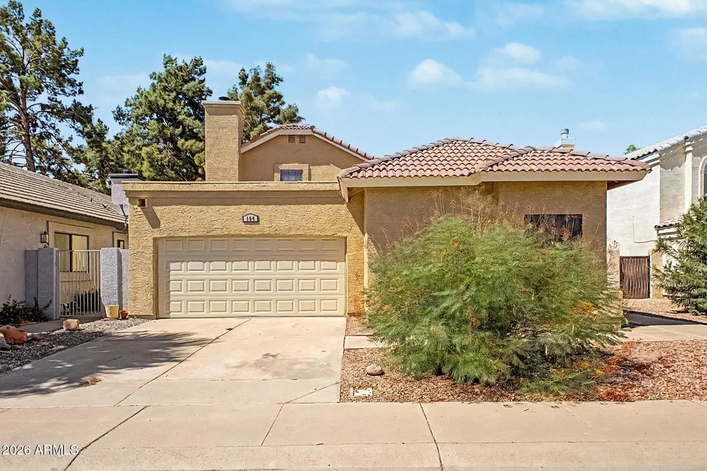 184 S Willow Creek Street, Chandler