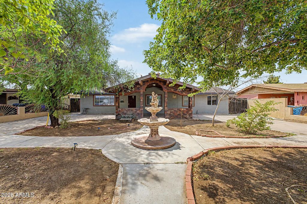 6241 W Highland Avenue, Phoenix