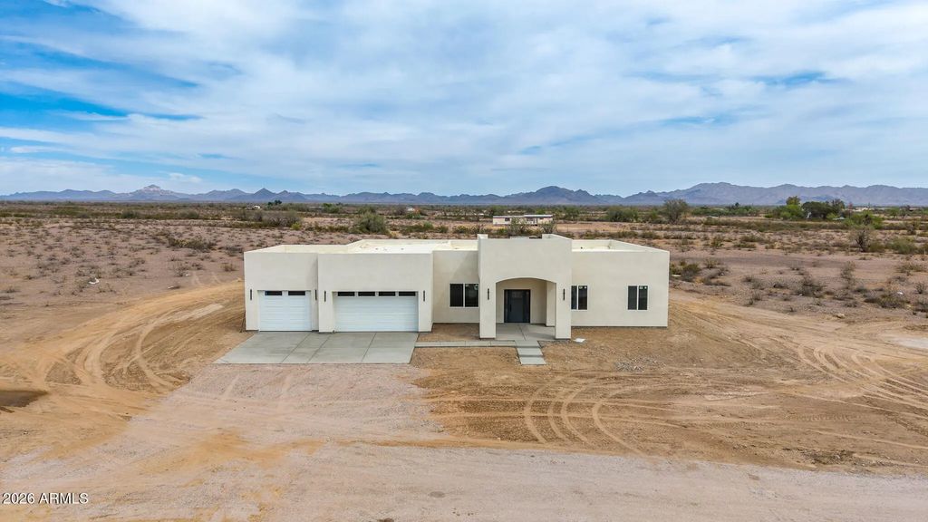 42120 W Rovey Avenue, Tonopah