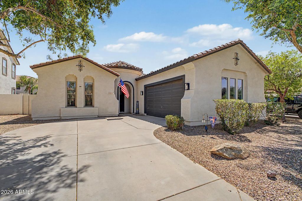 22319 E Via De Olivos, Queen Creek
