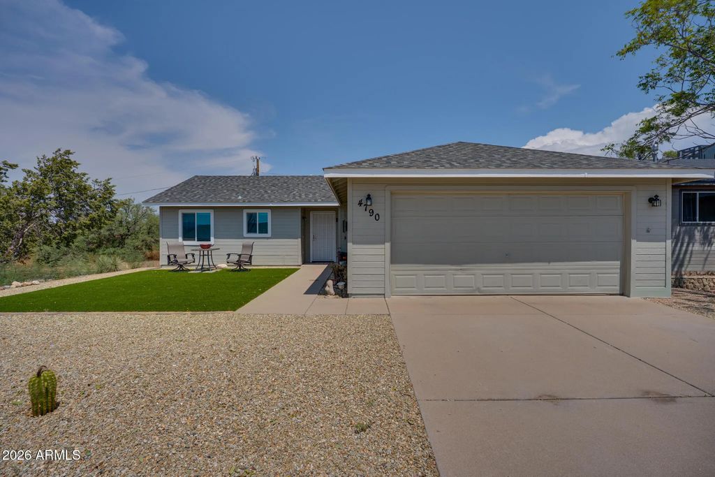 4790 E Redrock Drive, Rimrock
