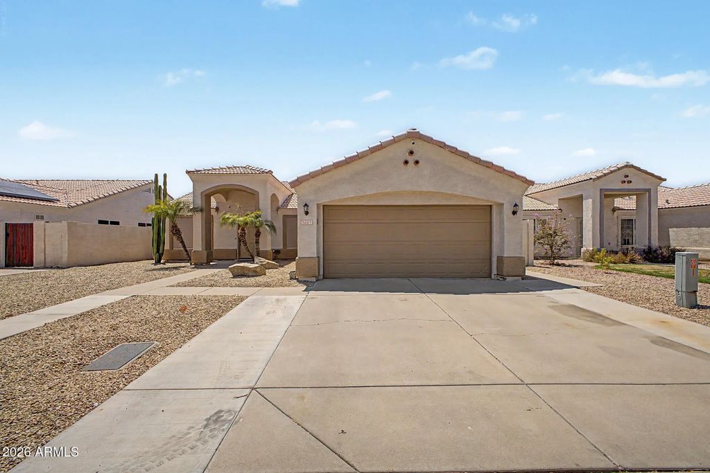 5007 W Davis Road, Glendale