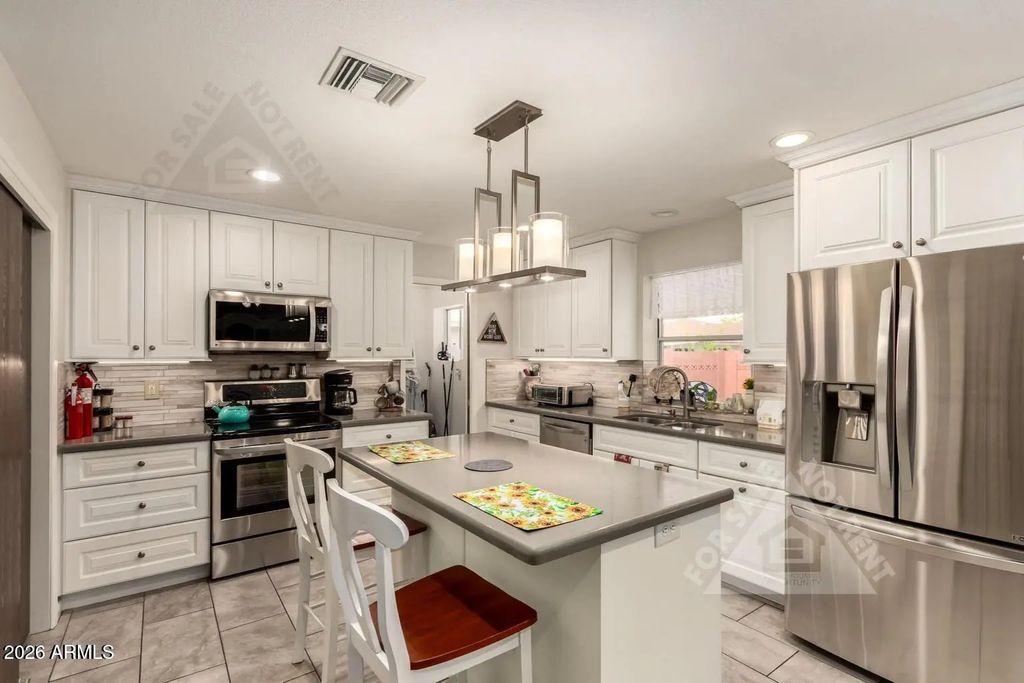 4734 E Florian Circle, Mesa