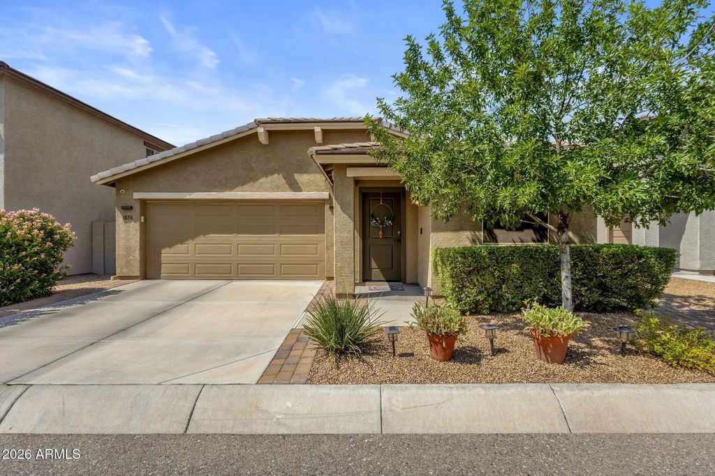 1858 W Expressman Street, Apache Junction