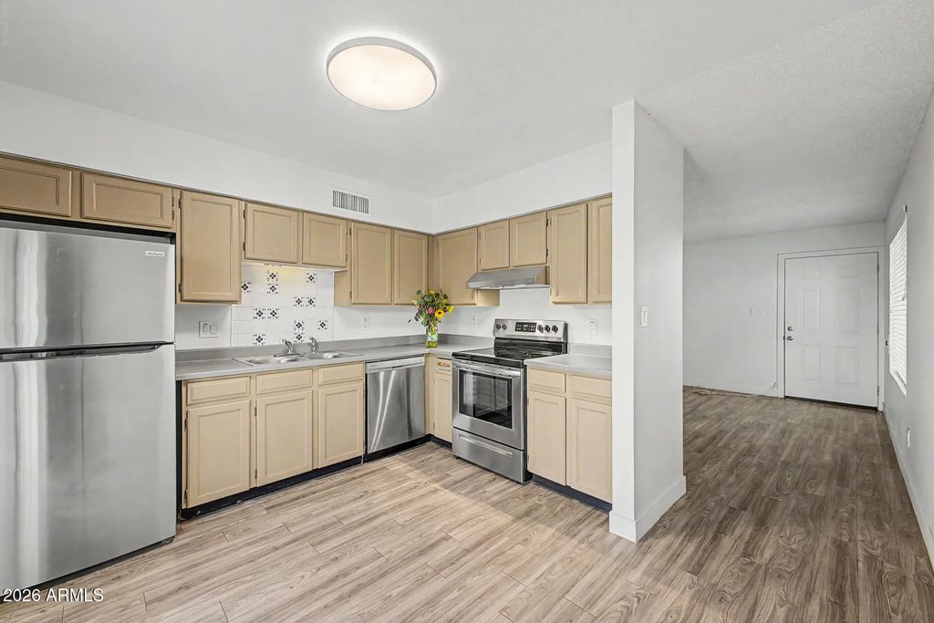1327 S Allen Street, Mesa