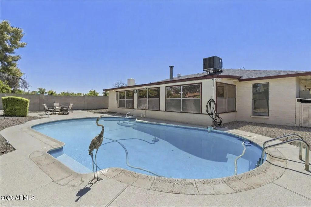 908 W Laguna Azul Avenue, Mesa
