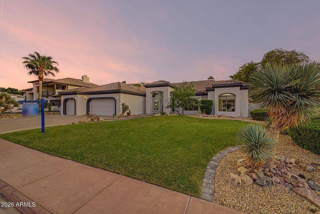 4055 N Recker Road (unit 51), Mesa