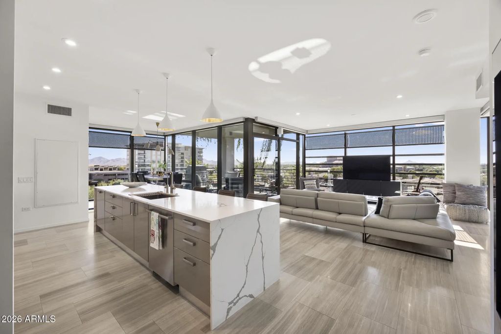 7120 E Kierland Boulevard (unit 617), Scottsdale