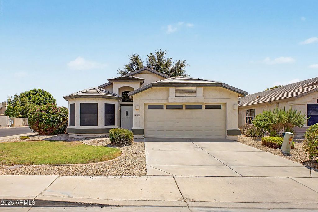 6503 W Adobe Drive, Glendale