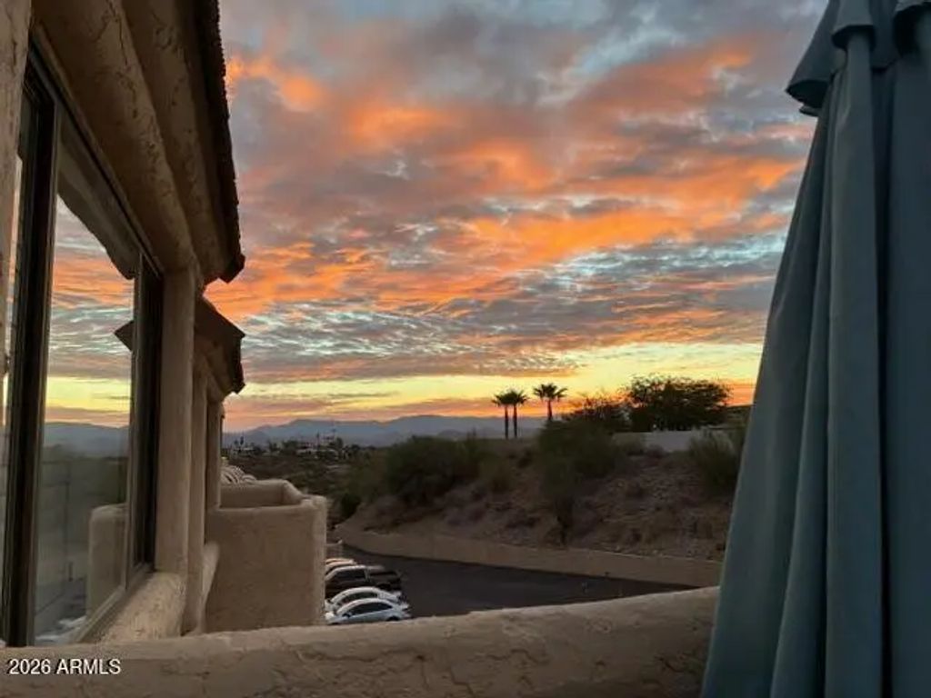 16107 E Emerald Drive (unit 204), Fountain Hills