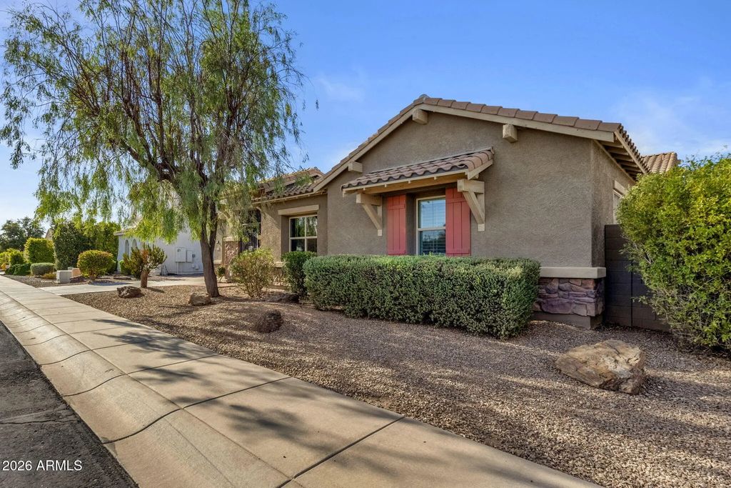 3066 E Kingbird Drive, Gilbert