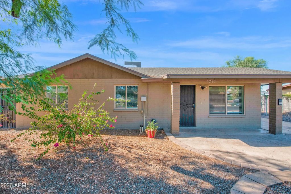 1223 E Valerie Drive, Tempe