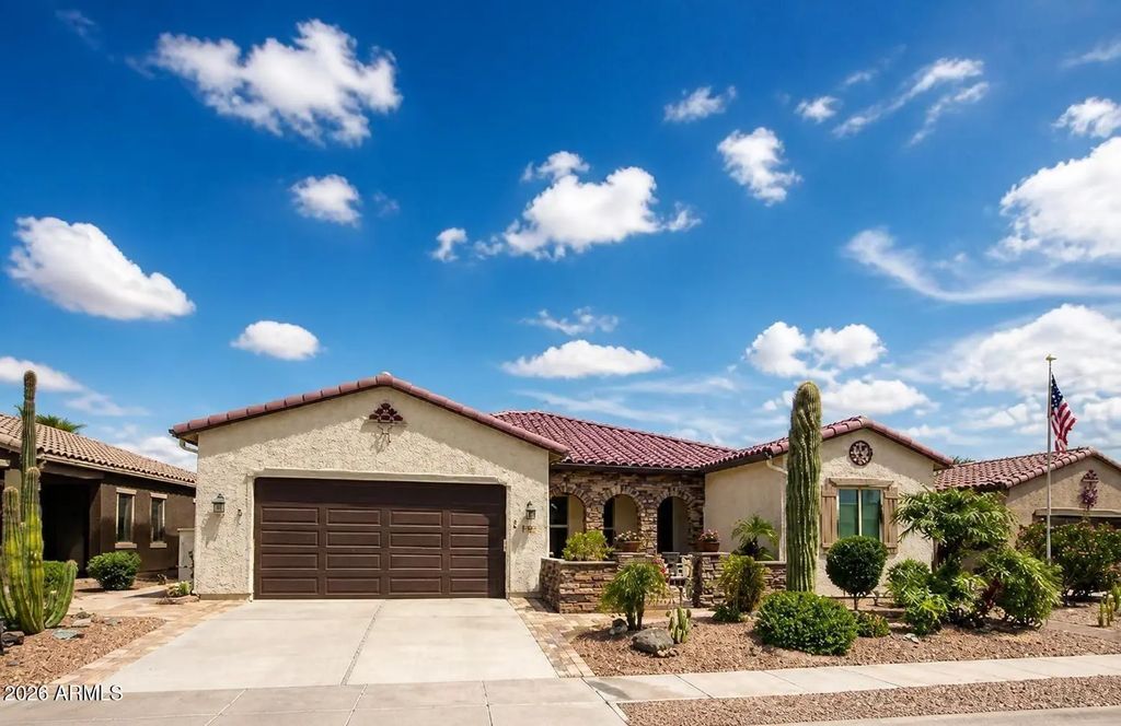332 N Rainbow Way, Casa Grande