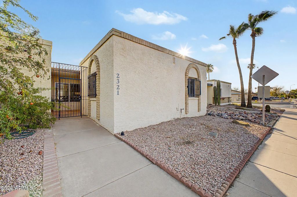 2321 W Vineyard Road, Tempe