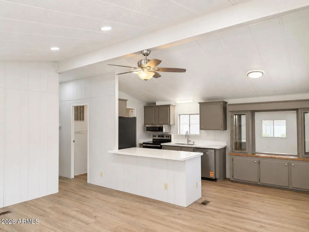 11596 W Sierra Dawn Boulevard (unit 45), Surprise