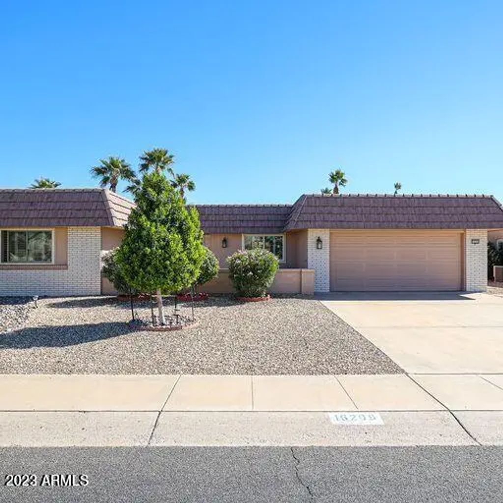16209 N Desert Holly Drive, Sun City