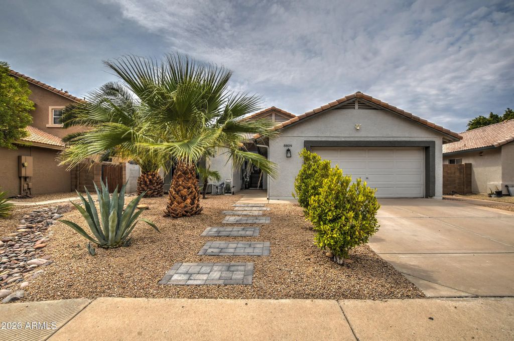 8809 W Alex Avenue, Peoria