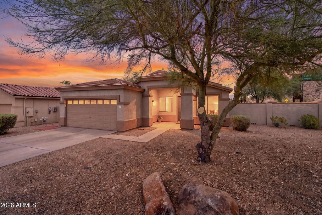 18391 W Capistrano Avenue, Goodyear