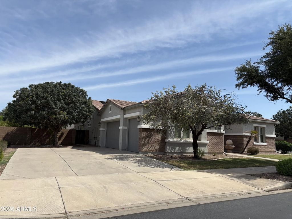 18676 E Druids Glen Road, Queen Creek