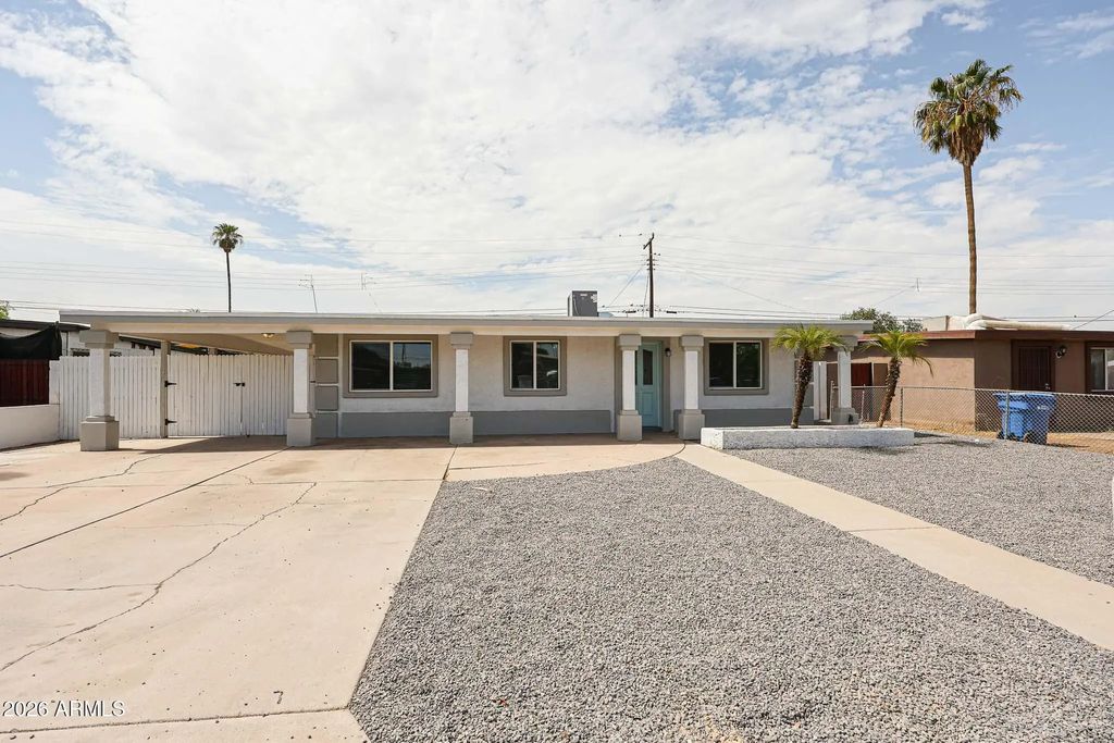 3951 W Monte Vista Road, Phoenix