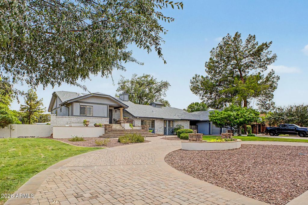 1069 E Carver Road, Tempe