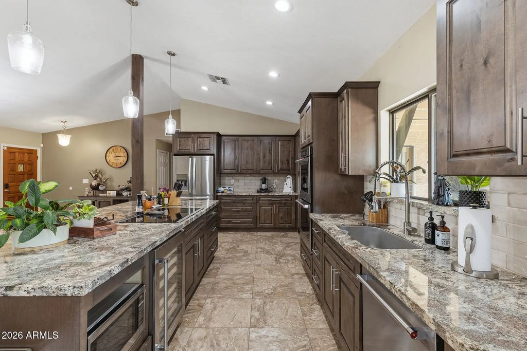 4725 E Le Marche Avenue, Phoenix