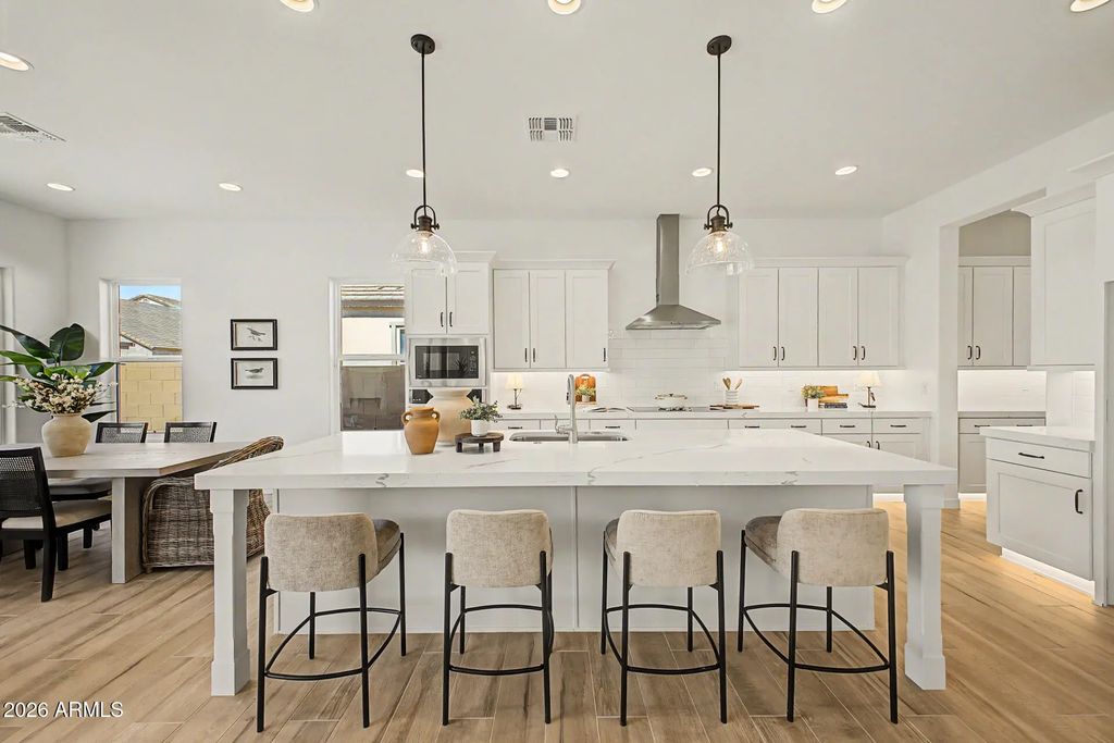 2613 E Virginia Circle, Mesa