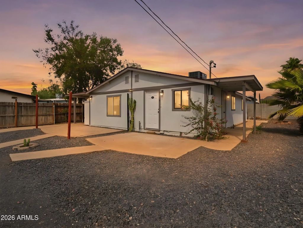 9047 N 9th Street, Phoenix