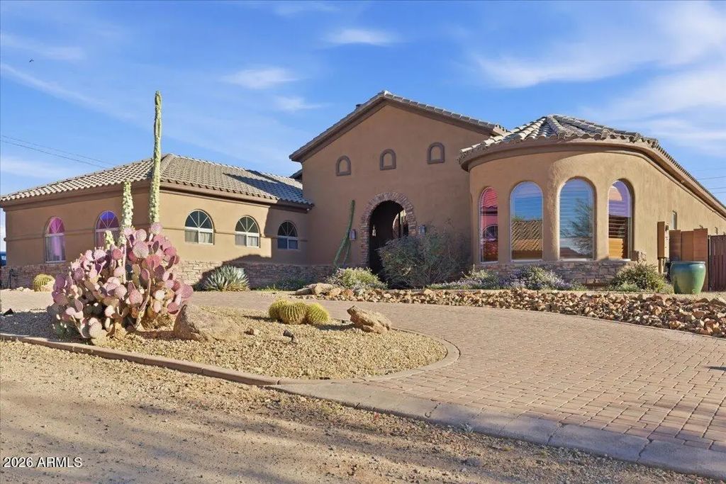 39410 N 7th Street, Phoenix