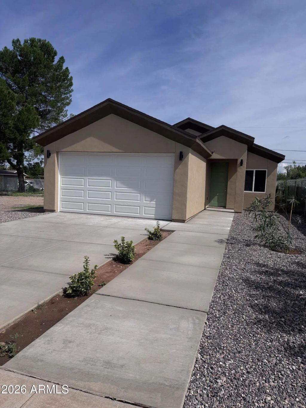 912 E 20th Street, Douglas