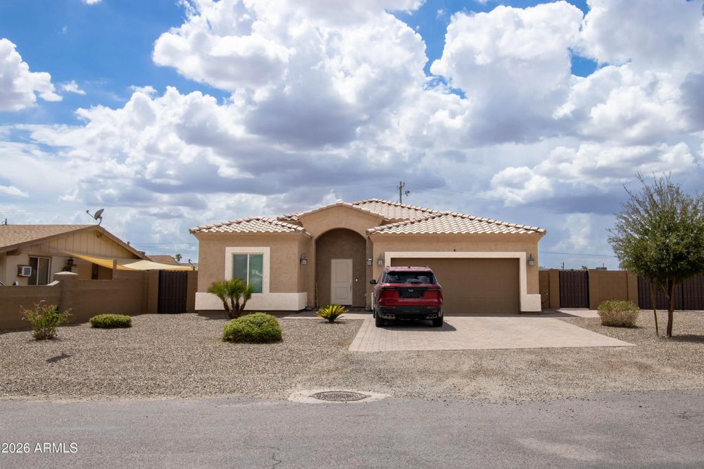 4030 N Cameron Drive, Eloy