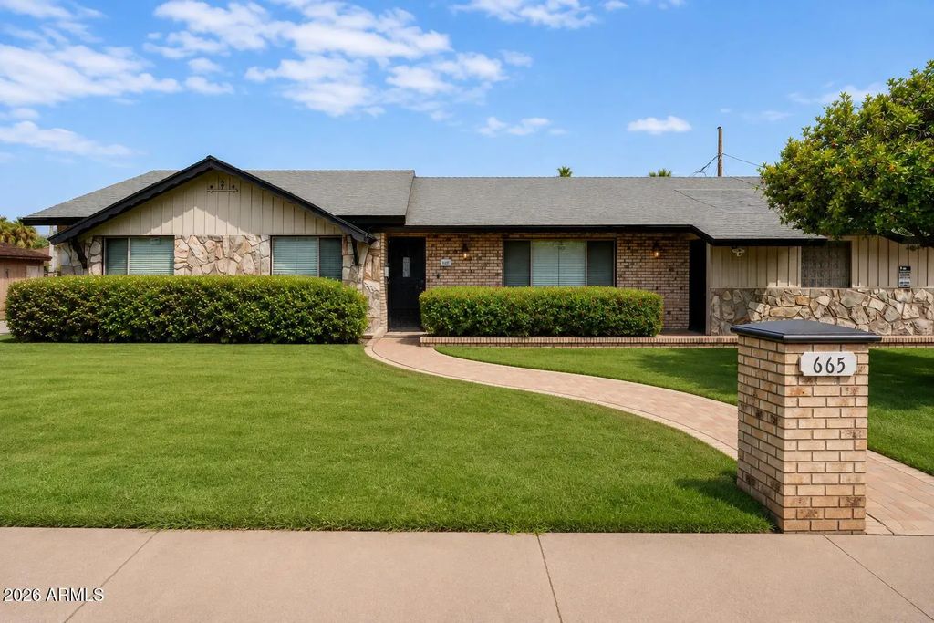 665 N Miller Street, Mesa