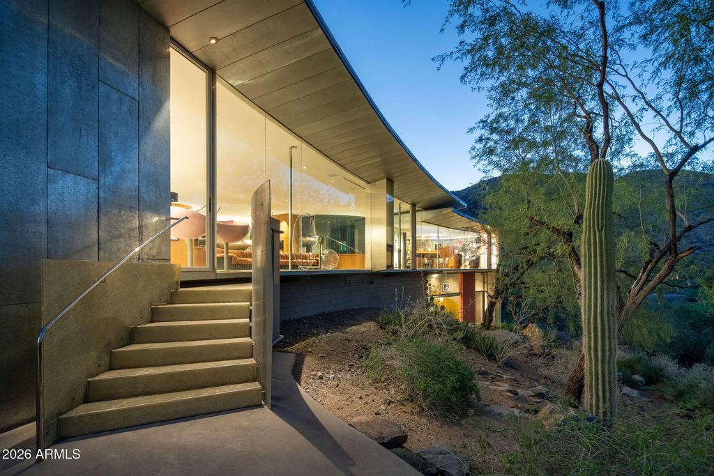 6030 E Hummingbird Lane, Paradise Valley