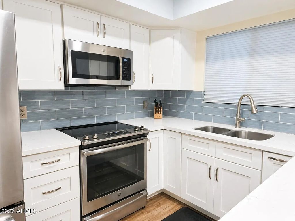 5104 N 32nd Street (unit 236), Phoenix