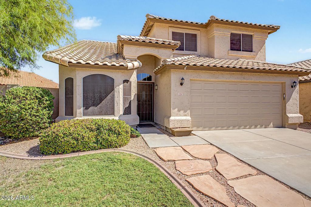 2211 E Williams Drive E, Phoenix