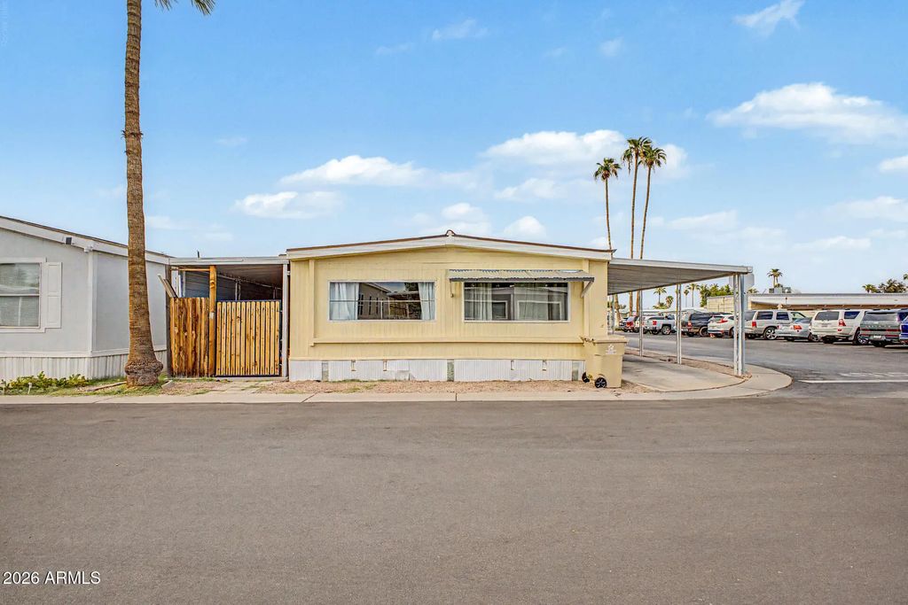 4400 W Missouri Avenue (unit 65), Glendale